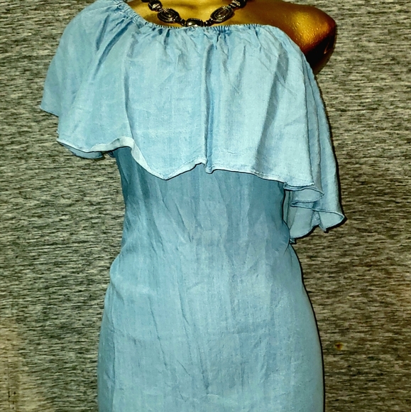 Jean Ruffle Dress - Picture 9 of 9